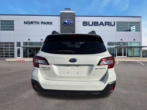 Used 2019 Subaru Outback 2.5i Limited image 4