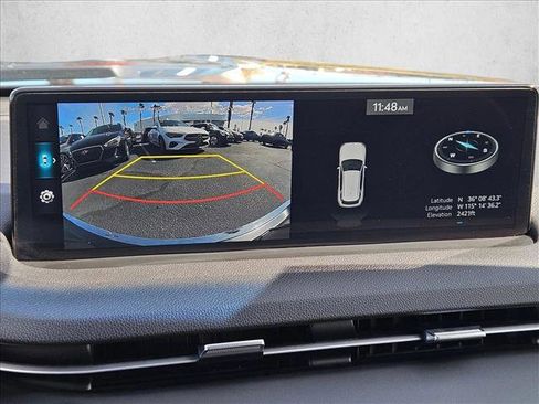 Used 2025 Genesis GV70 2.5T image 13