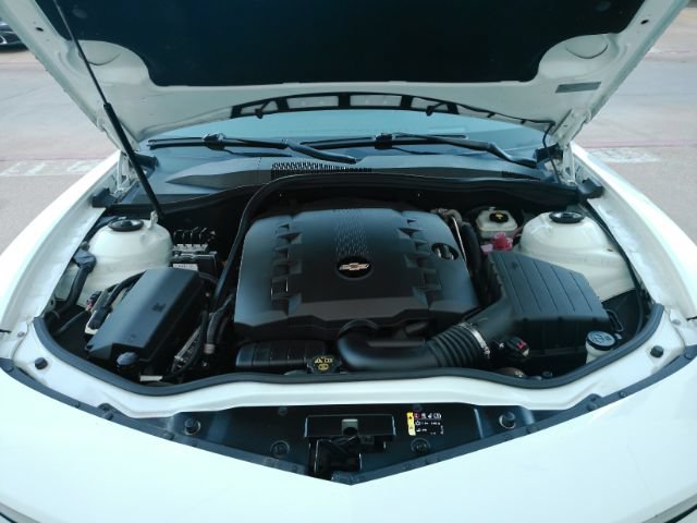 Used 2015 Chevrolet Camaro LT RWD image 41