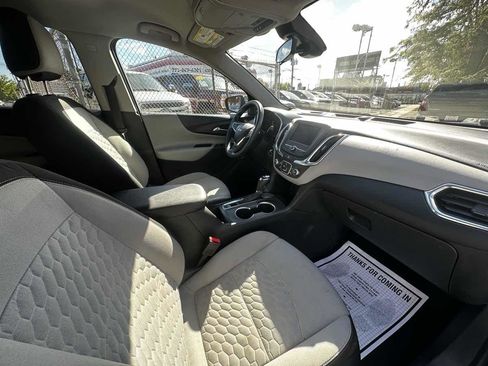 Used 2020 Chevrolet Equinox LT image 18