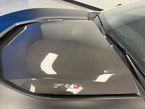 Used 2019 Chevrolet Camaro ZL1 RWD image 32