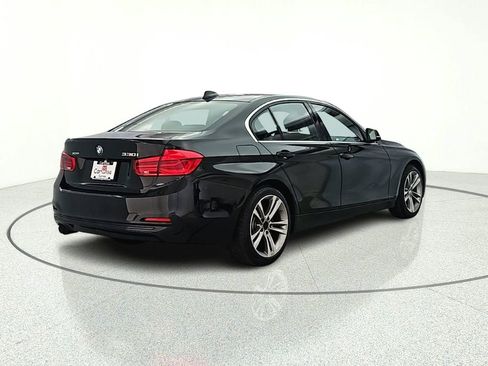 Used 2018 BMW 330i xDrive Sedan AWD/4WD image 7