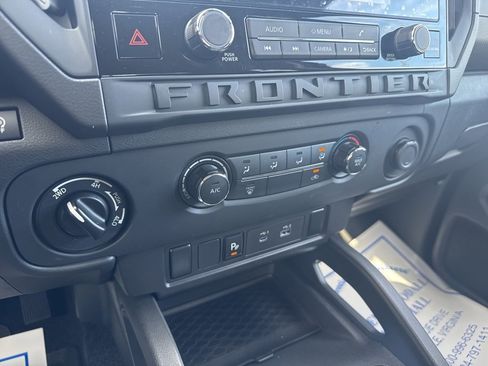 Used 2025 Nissan Frontier S w/ S Utility Package image 21
