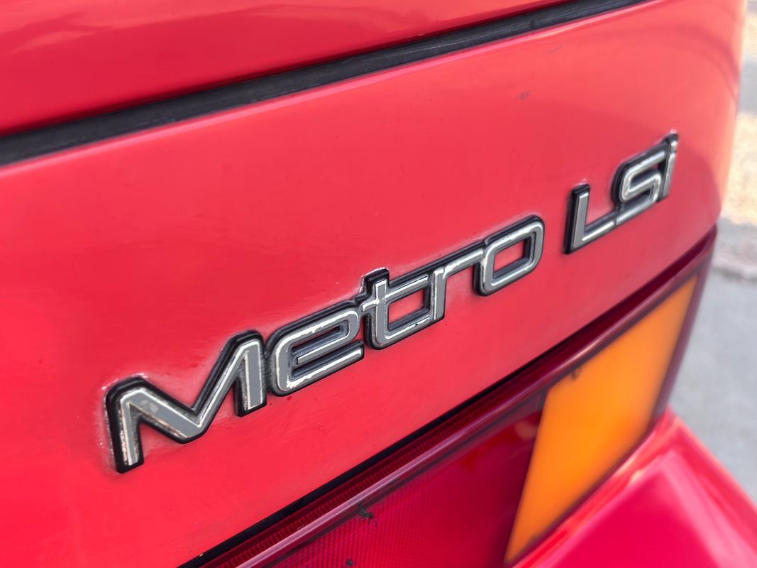 Used 1991 Geo Metro LSi FWD image 19