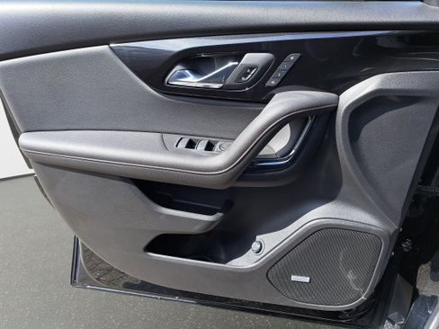 Used 2023 Chevrolet Blazer RS w/ Enhanced Convenience Package image 25