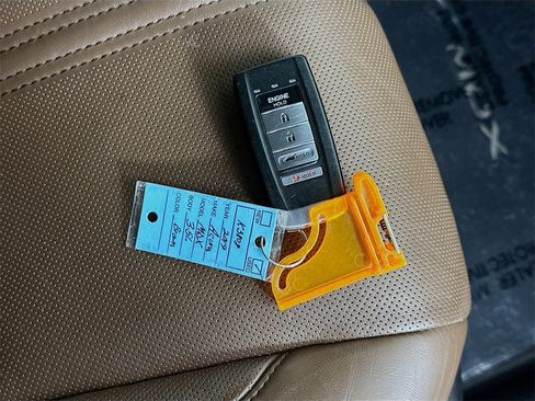 Used 2019 Acura MDX 3.5L Advance Package image 38