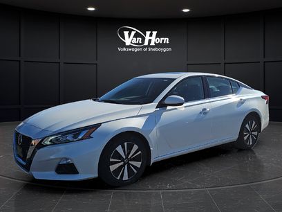 Used 2020 Nissan Altima 2.5 SV