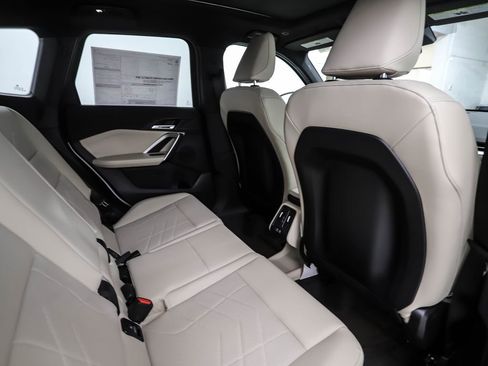 Used 2025 BMW X1 xDrive28i w/ Convenience Package image 27