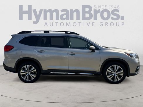 Used 2020 Subaru Ascent Limited image 2