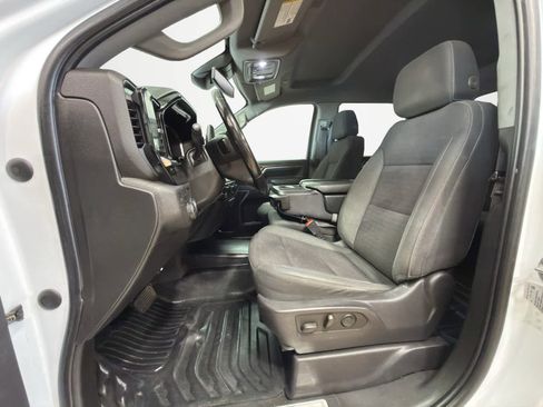 Used 2024 Chevrolet Silverado 2500 LT w/ Convenience Package image 14