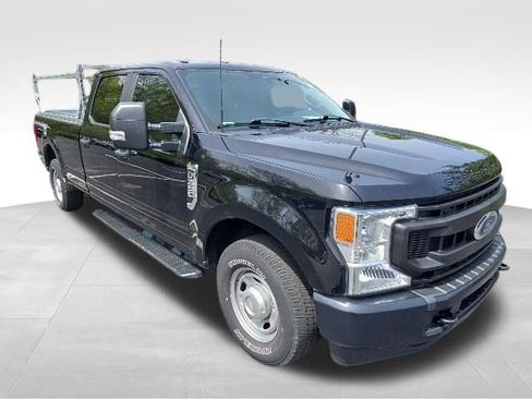 Used 2022 Ford F350 XL w/ Power Equipment Group RWD image 8