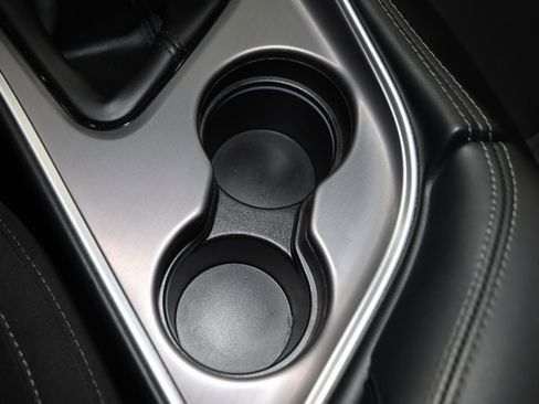 Used 2022 Dodge Challenger R/T w/ Blacktop Package image 31