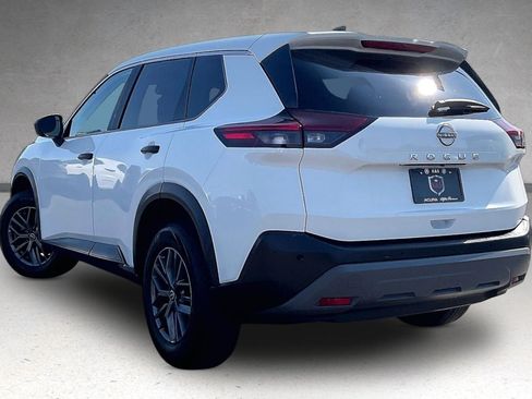 Used 2023 Nissan Rogue S FWD image 3