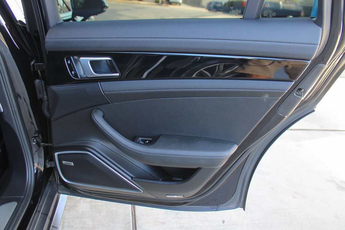 Used 2019 Porsche Panamera 4 AWD/4WD image 24