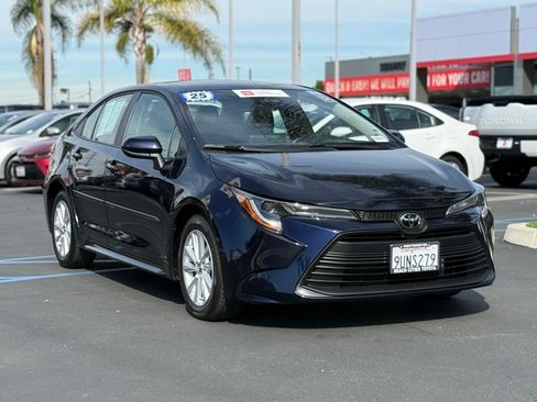 Certified 2025 Toyota Corolla LE w/ LE Premium Package image 1