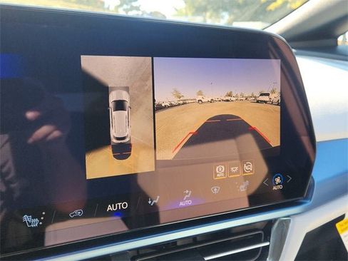 New 2026 Chevrolet Equinox EV LT image 14