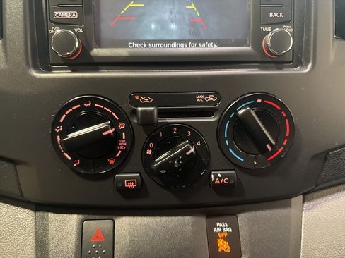 Used 2019 Nissan NV200 SV w/ Navigation Package image 18
