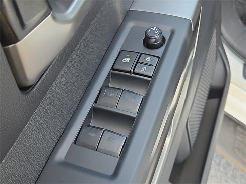 New 2026 Toyota Tundra SR5 image 17