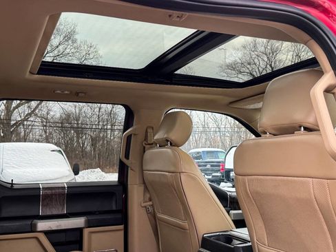 Used 2019 Ford F350 Lariat w/ Lariat Ultimate Package image 18