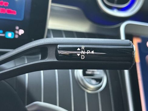 Used 2025 Mercedes-Benz C 300 Sedan image 26