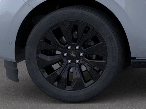 New 2025 Ford Expedition Platinum w/ Stealth Appearance Package image 19