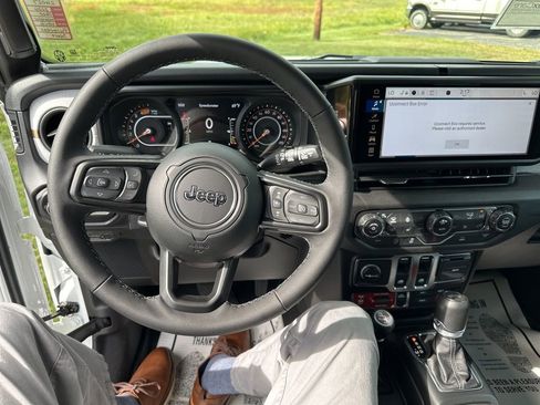 New 2026 Jeep Wrangler Sport AWD/4WD image 20