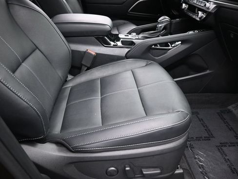 Used 2025 Kia Telluride EX w/ EX Captain's Chair Package FWD image 47