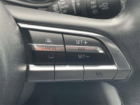 Used 2023 MAZDA MAZDA3 s image 22