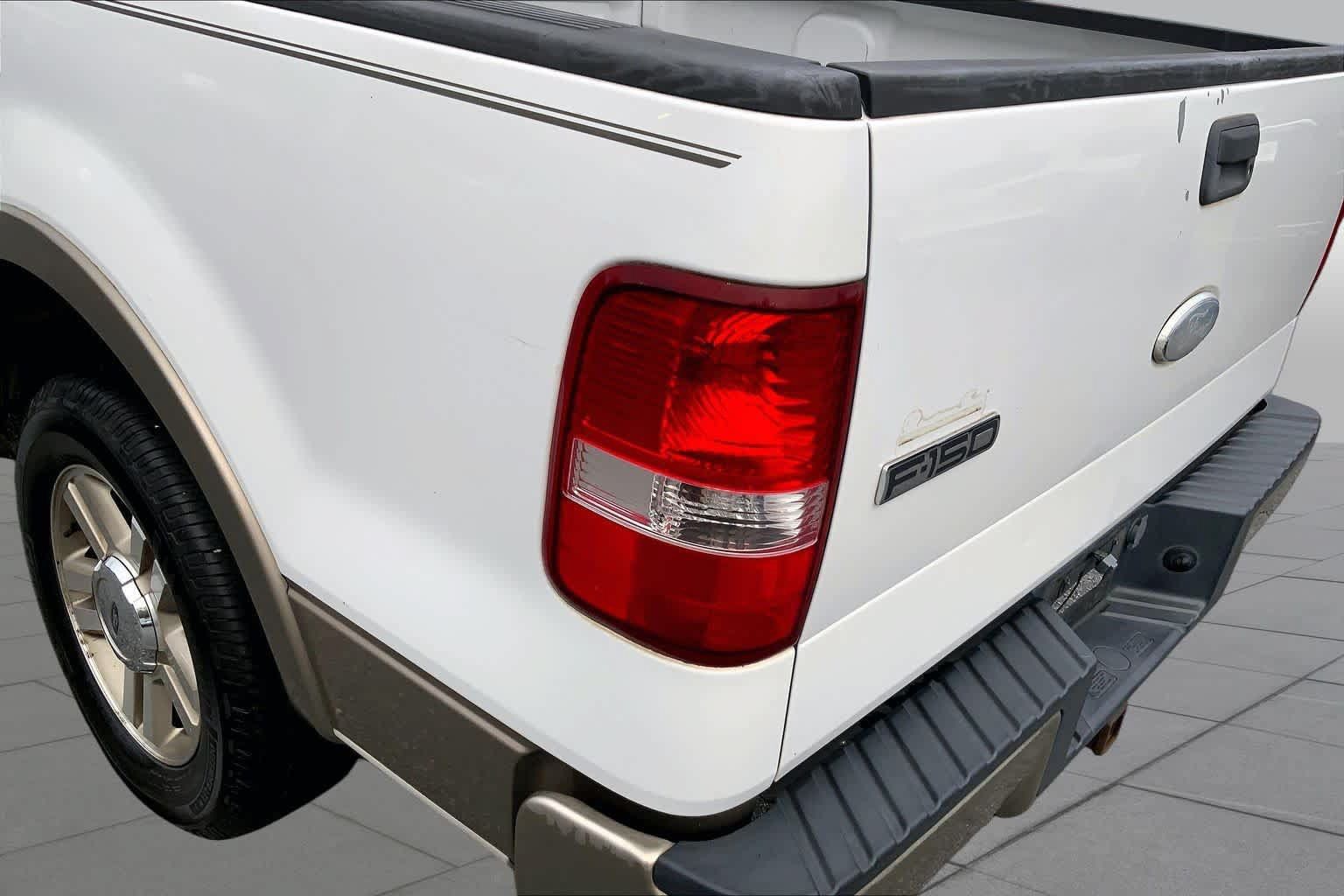 Used 2006 Ford F150 Lariat RWD image 24