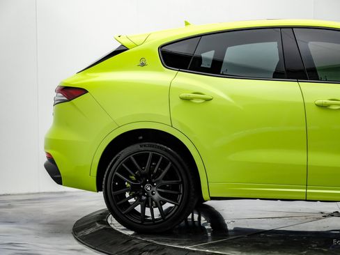 Used 2021 Maserati Levante S GranSport image 17