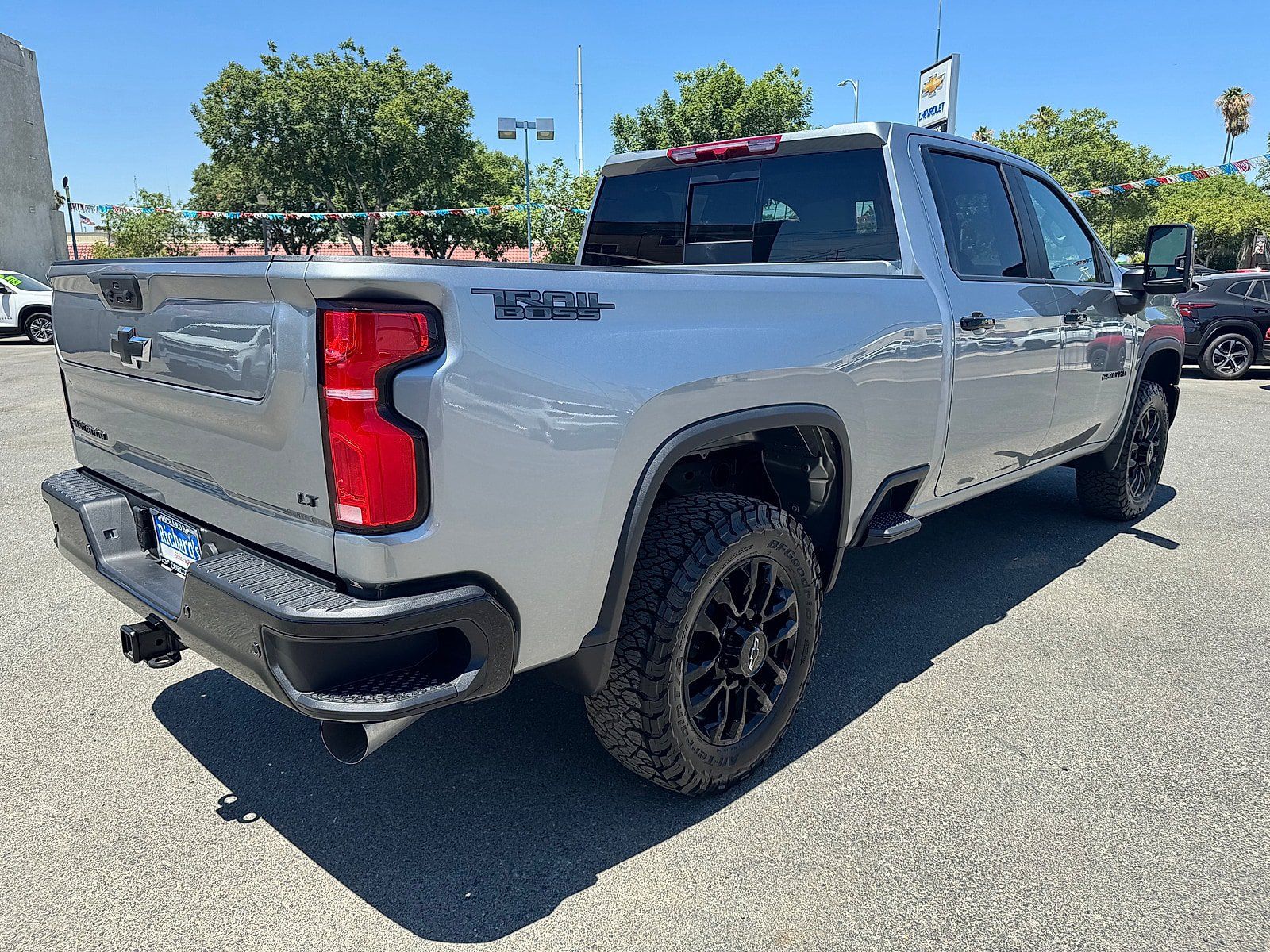 New 2026 Chevrolet Silverado 2500 LT w/ Trail Boss Package AWD/4WD image 3