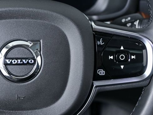 Certified 2025 Volvo S60 T8 Ultra AWD/4WD image 13
