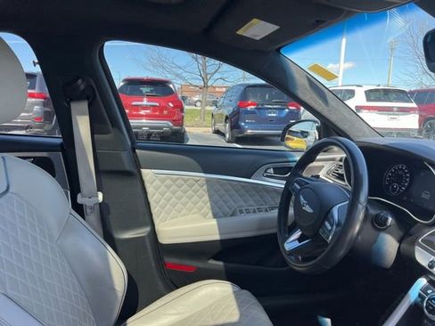 Used 2022 Genesis G70 3.3T w/ Sport Prestige Package image 38