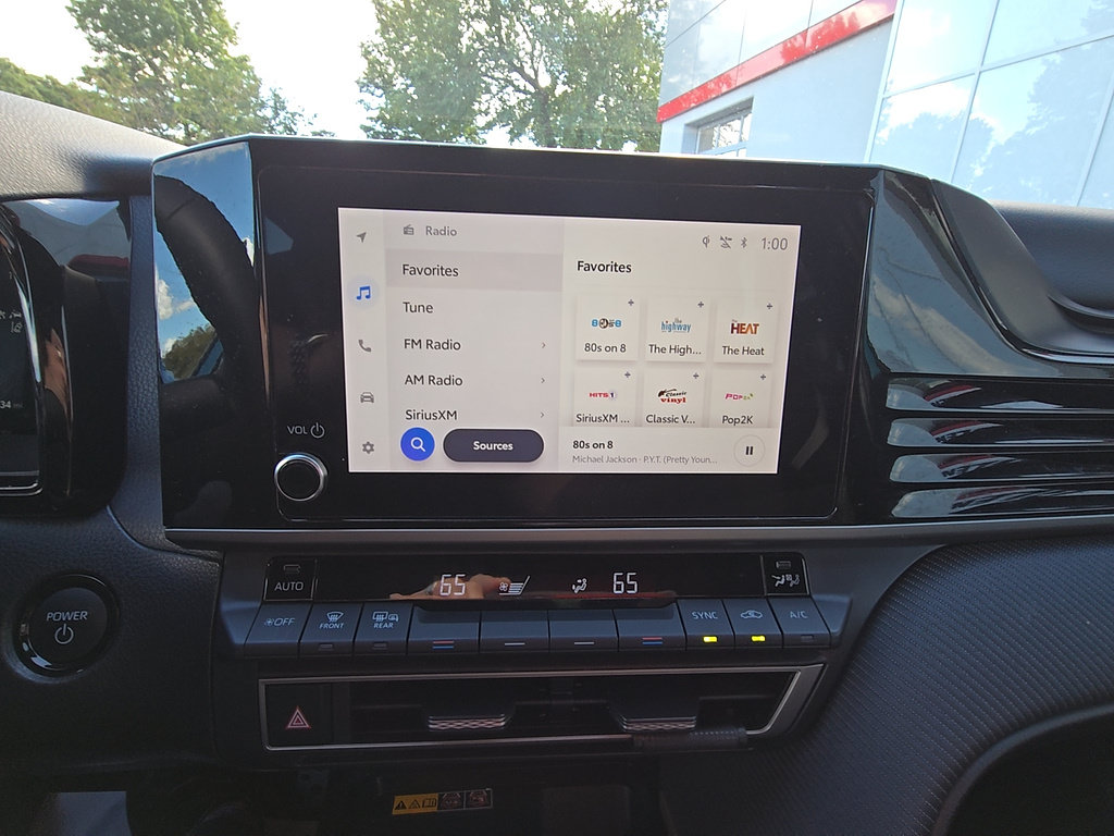 Certified 2025 Toyota Camry SE FWD image 11
