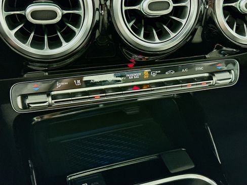 Used 2021 Mercedes-Benz A 35 AMG 4MATIC image 17