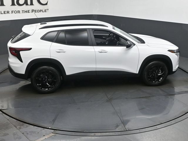 New 2026 Chevrolet Trax LT w/ Driver Confidence Package FWD image 17