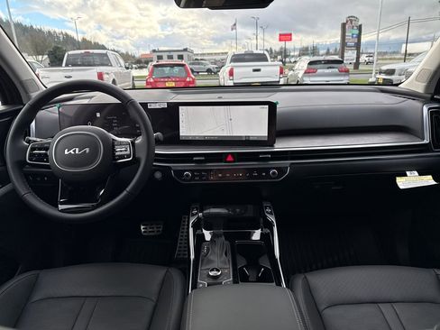 New 2025 Kia Sorento SX image 13