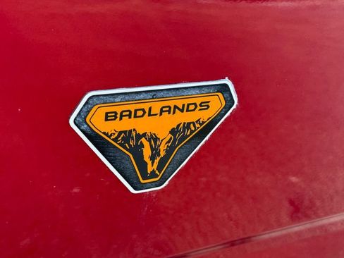 Used 2025 Ford Bronco Sport Badlands image 17