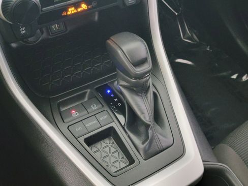 Used 2024 Toyota RAV4 LE image 25