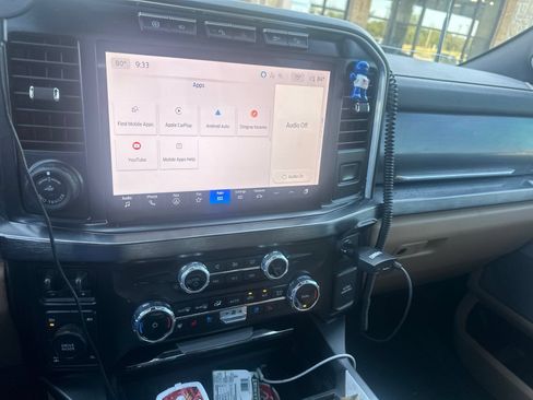 Used 2024 Ford F350 Lariat w/ Lariat Ultimate Package AWD/4WD image 13