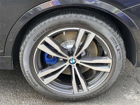 Used 2023 BMW X7 M60i w/ Executive Package image 11