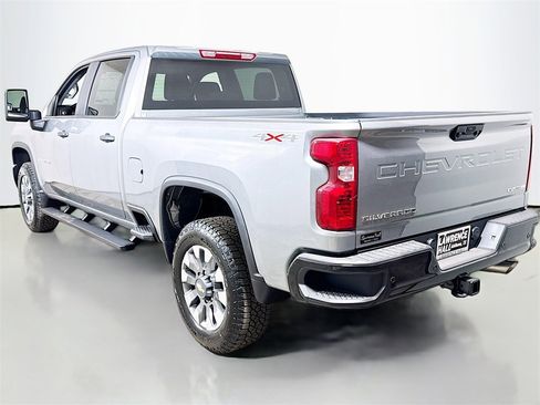 New 2026 Chevrolet Silverado 2500 Custom image 3