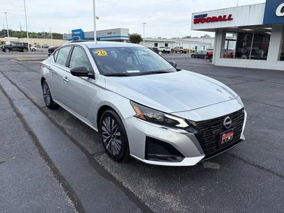 Used 2025 Nissan Altima 2.5 SV
