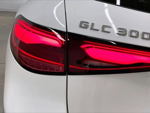 New 2026 Mercedes-Benz GLC 300 image 14