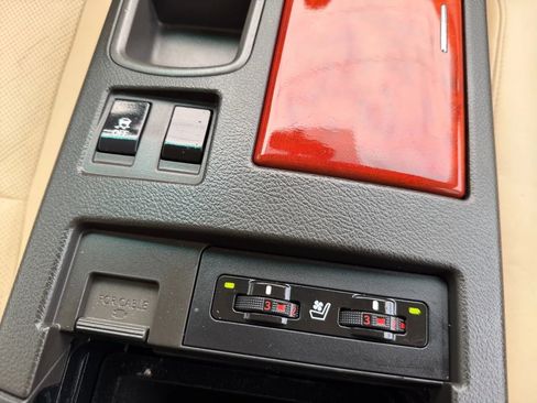 Used 2011 Lexus RX 350 2WD w/ Premium Pkg image 17