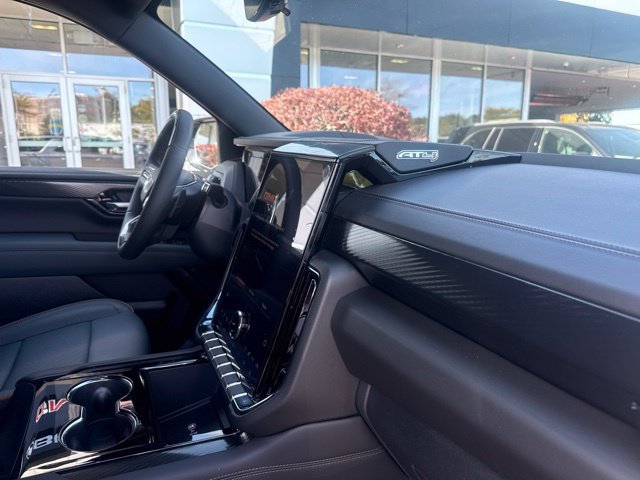 New 2027 GMC Yukon AT4 w/ AT4 Premium Plus Package AWD/4WD image 36
