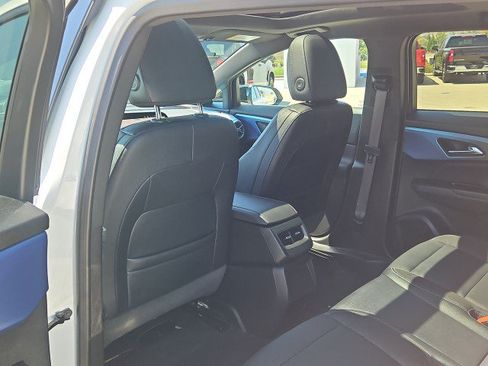 Used 2024 Chevrolet Equinox EV LT w/ LPO, Blackout Package FWD image 21