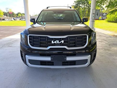 Used 2025 Kia Telluride S AWD/4WD image 2
