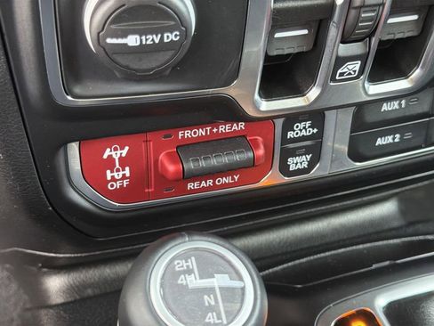 Used 2021 Jeep Wrangler Unlimited Rubicon image 16