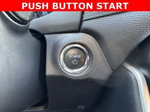 Certified 2025 Toyota RAV4 XLE AWD/4WD image 28